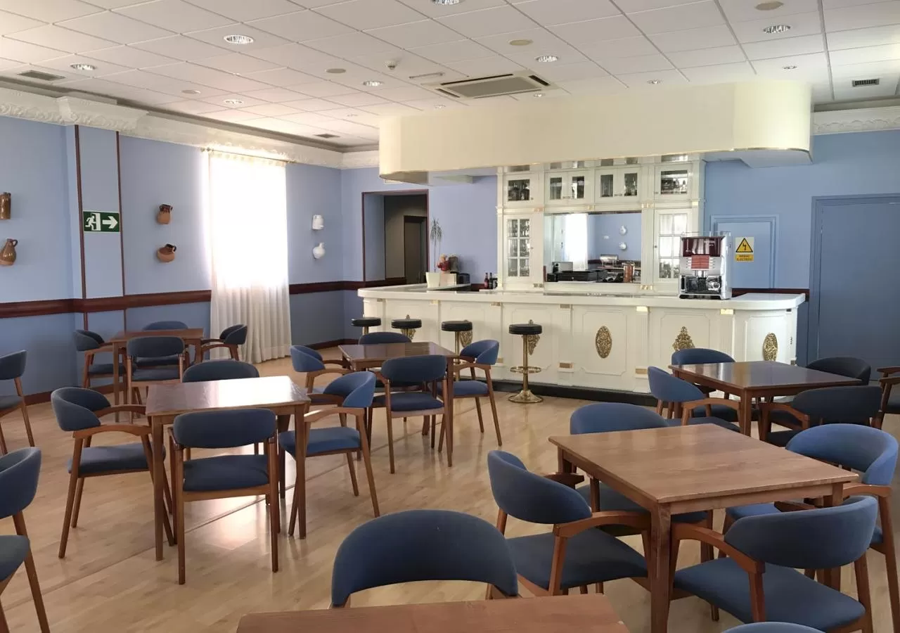 Cafeteria 2-2907